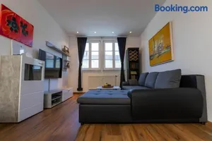 Image of Parkside City Apartments No15