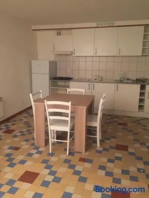 Image of La Prunelle 1