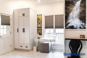 Image of Private Luxury Suite with Hot Tub Downtown Eureka Springs
