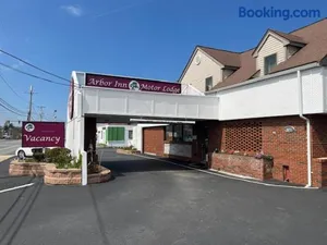 Image of Arbor Inn Motor Lodge - Weymouth