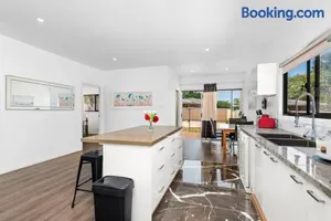 Image of Spacious Wyong Getaway
