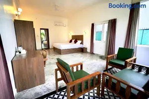 Image of BHOPAL LAKE STAYS