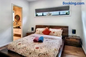 Image of Beautiful New home in Throsby with 5 Bedrooms