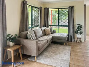 Image of Charming 3-Bedroom 2-Bathroom Townhouse