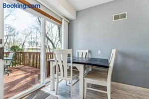 Image of Spacious 3-Bed Loft Home, Private Deck & Fire Pit