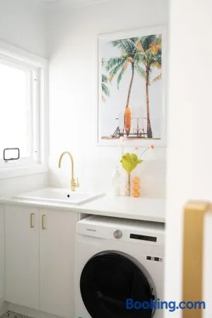 Image of Luxury hideaway holiday unit in CBD
