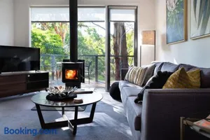 Image of Swiss Mt Villa 2