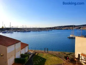 Image of 46 Île Paradise Vue Port