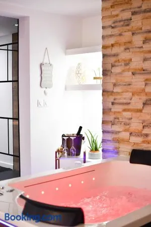 Image of Les Nuits d Olympe - Suite & Spa privatif