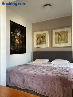 Image of PetitGrandeur