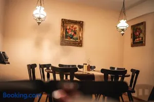 Image of Krone Post