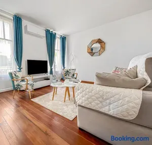 Image of Vichy Élégant F2 dans le Triangle d'Or