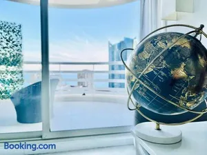 Image of Rêve au 7e ciel Piscine Baie de Monaco