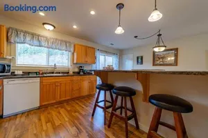 Image of Elk Meadow Cabins 17A Gold Rush Suite