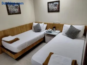 Image of Empire Hotel
