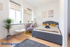 Image of FullHouse - Chemnitz - S35 Little Sun - Elevator