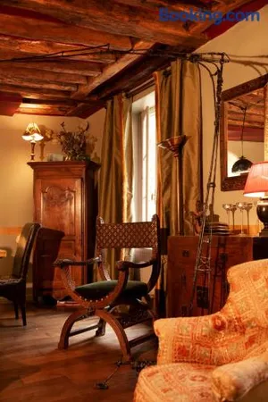 Image of Le Marais Chic AC
