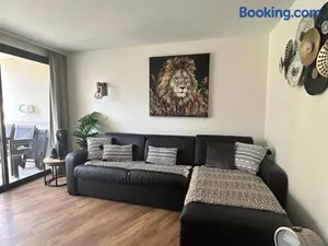 Image of Appartement 2 pièces avec piscine, parking - 6 couchages à Cannes - FR-1-609-76