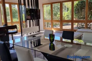 Image of Liz Garden country house