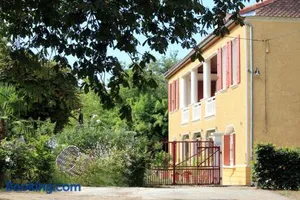Image of Maison Poche