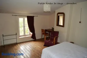 Image of Petite Roche gîtes centre-ville La Rochelle