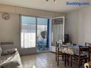 Image of Maison 2 pièces à 200m plage, piscine, tennis, parking - FR-1-224A-49
