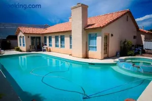 Image of Luxury 1900 SQ FT House Huge 46 FT Pool & Hot SPA