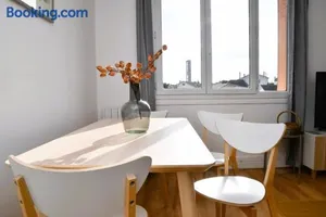 Image of Vue Pyrénéenne Élégante avec 2 chambres