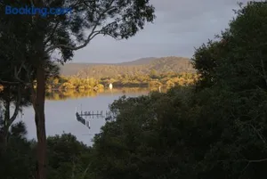 Image of Blue Gum Cottage on Bay