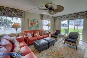 Image of El Matador 110 - Ground floor unit with easy walk to the Beach!