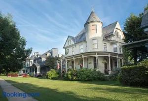 Image of 10 Clarke