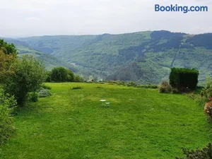 Image of La Colline du Chat Perche