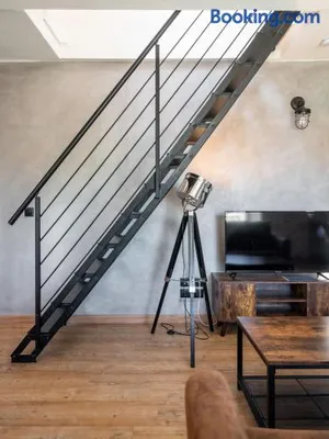 Image of Superbe Loft industriel - Casa Vostra - CAUTION 800 EUR & ID requises - Gaillard Tram-Frontière