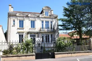 Image of CLOCHI-CLOCHA