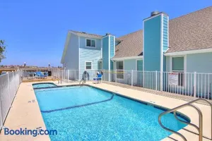 Image of Leeward Cove B4