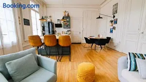Image of Appartement tout confort, jardin, dans un Manoir au Sud de Tours