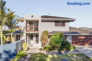 Image of 1 23 Booyong Street