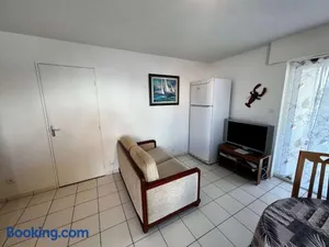 Image of Appartement T3 48m² centre-ville Quiberon - Plage, commerces, balcon, garage, 4 pers - FR-1-478-224