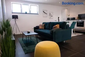 Image of Klassen Apartments! Erleben Sie Biberach in diesem Stilvollem Bungalow mit Charme und Komfort