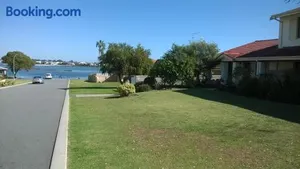 Image of Mandurah Central Estuary Soldiers cove Townhouse