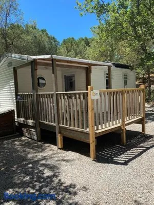 Image of Luxe chalet voor 5 personen op Camping Leï Suves - JoyCasa
