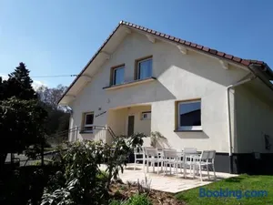 Image of Maison spacieuse avec terrasse, près de Saint-Dié, idéale pour randonnées et proche de l'Alsace - FR-1-589-464