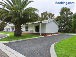 Image of Prom Port Holiday Cottages-Wilsons Prom,Port Welshpool,Whale Watching,Fishing