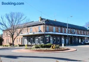 Image of Clubhouse Hotel Yass