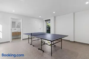 Image of Perfect Beachhouse Lakes Surf at your Feet