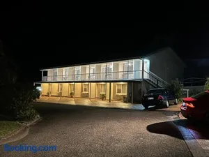Image of Holiday Lodge Motor Inn
