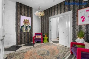 Image of 3 Bedroom Penthouse Downtown Close to Everything