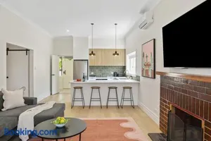 Image of Wilson House - Central Character Home