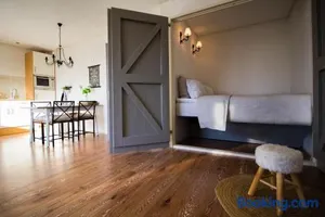 Image of T'hûs bed & breakfast