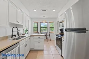 Image of Spacious Home Near Beach, Large Yard, Game Room and Dog Friendly